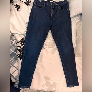 Levi’s High Rise Skinny